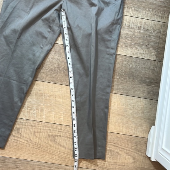 Michael Kors gray ankle dress pants with pockets and zipper single button zip 4 - Picture 9 of 10
